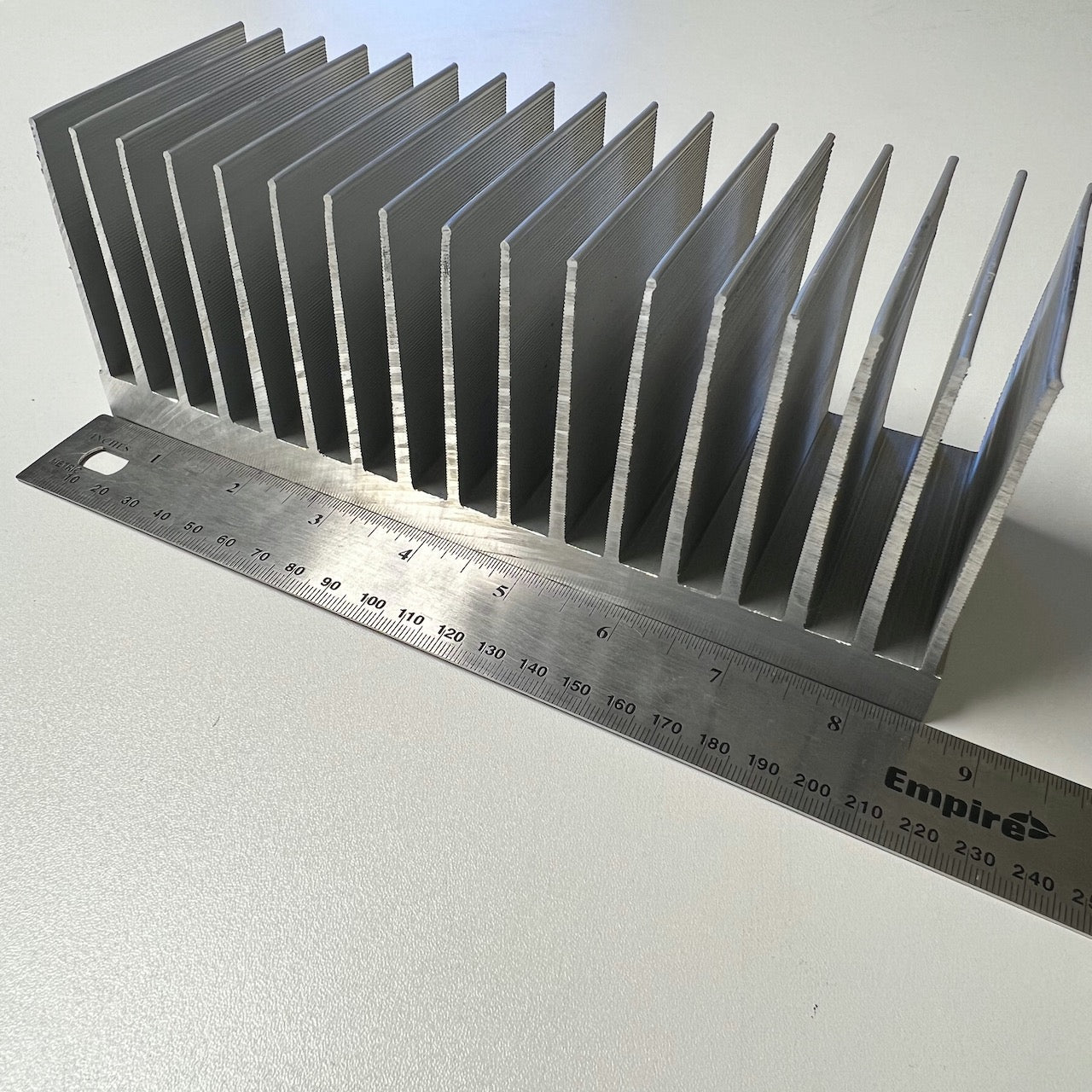 8.504'' (216mm) Wide Heatsink (365AS) – HEATSINKONLINE